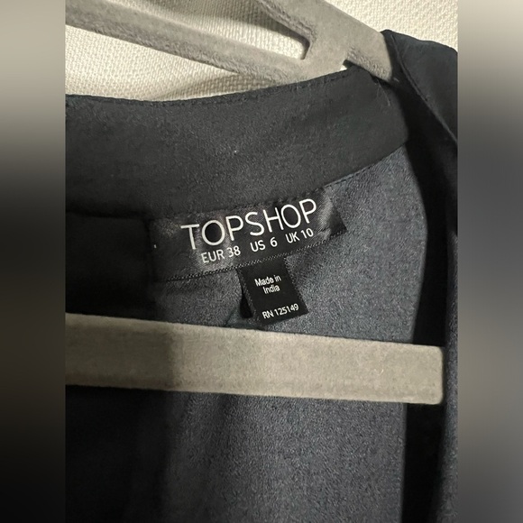 Topshop Navy Blue and Cream Floral Ruffle Long Sleeve Romper 6 - Picture 4 of 11